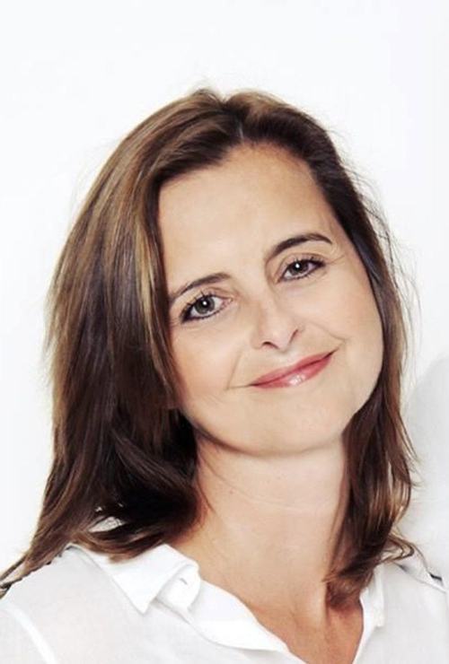 Portrait of Debbie Pell, BACP Accredited Counsellor